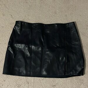 Fitted mini skirt NWOT